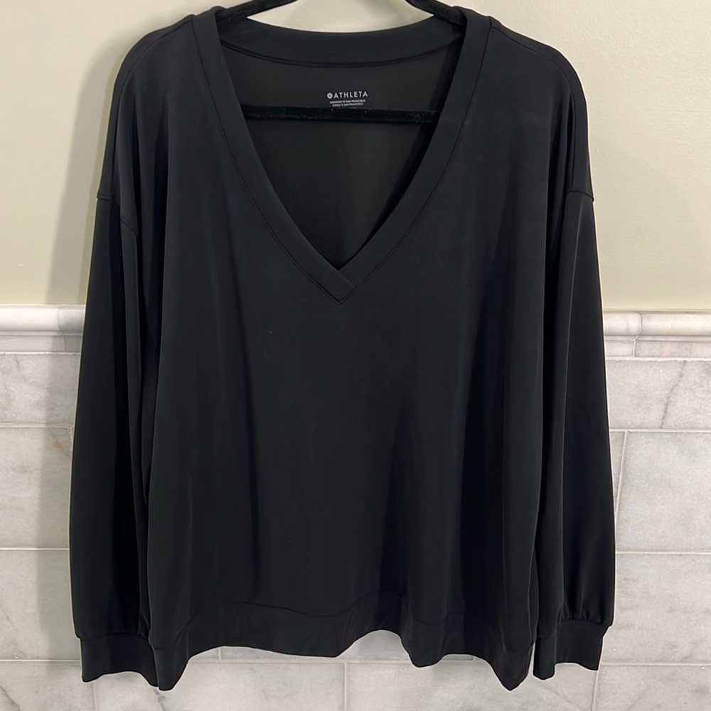 Athleta Willow V-neck Sweatshirt- Like NEW!